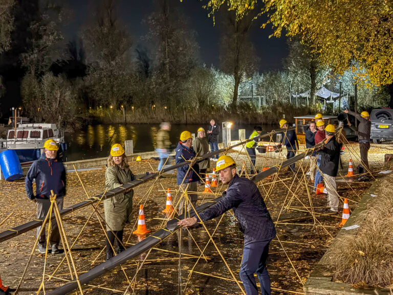 ee-teambuilding-bamboe-bouwen-83
